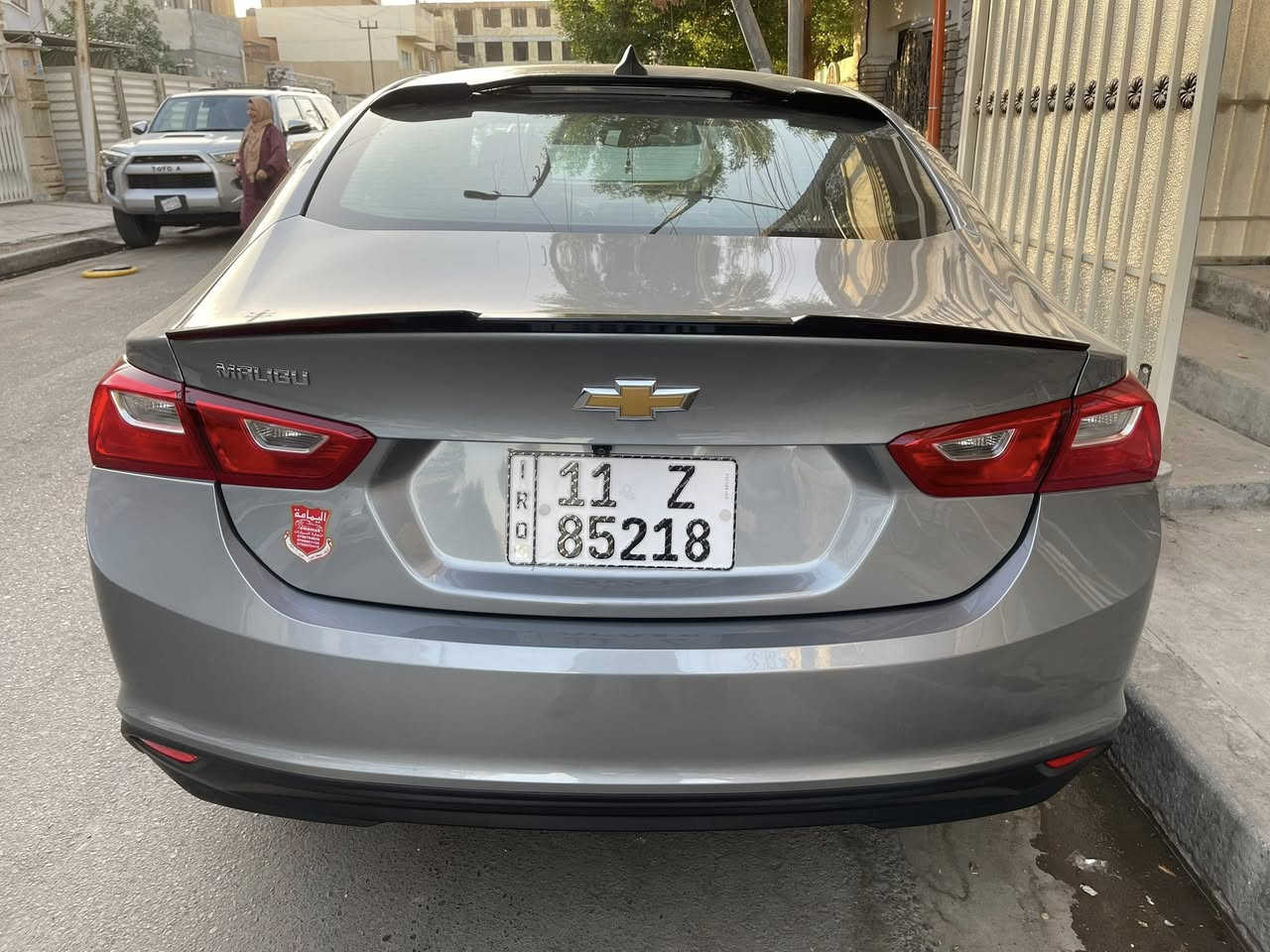 السلام عليكم 
ماليبو 23
سياره جاهزة من كلشي
رادار امامي اوتو ستوب
بصمة تشغيل
صبغ بنيد فقط
ماشيه 5000 
مكان السياره بغداد 
الاعظمية ***********
السعر 135$ بيه مجال بسيط
