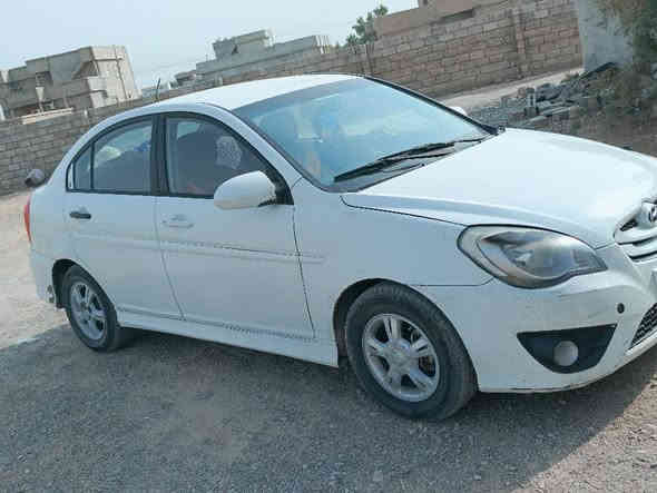 اكسنت 
وارد خليجي سيارة جاهزة بالكامل
محرك 16 شرط
گير اوتوماتيك شرط
صدر شرط طخم تاير جديد
لون ابيض 
رقم اربيل 
 السيارة بيها ضرر جاملغات الخلفية وجاملغ امامي بدون دواخل
تبريد تدفئة قفل مركزي شاشة وكاميرا خلفية 
تريد تحويل تريد وكالة
سعر 94 ورقة ومجال بسيط حك الجية 
مكان السيارة الموصل -  امام غربي 
للشراي الاتصال على الرقم ***********
وترهم مراوس بسيارة احدث سورنتو راڤ فور كامري التيما والفرق نقد موصل
