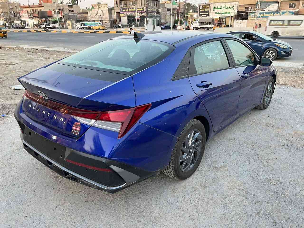 السعر. ١٢٥.  ***********
السلام عليكم النترا مديل 24 دخول جديد منفيس ابسمي مواصفات نص فول بصمه تشغيل عن بعد ترحيب أبواب شاشه دجتل متصل لد دشبول تبريد شاشه مكينه 2000 دوش ليبل واحد كلها بدون تبديل  السياره بدون ايرباك حادثها جاملغ خلفي وشويه الباب صور الحادث و صور التعمير منشوره فقط البصوره الباقي كفاله عامه ومكفوله من الدواخل
