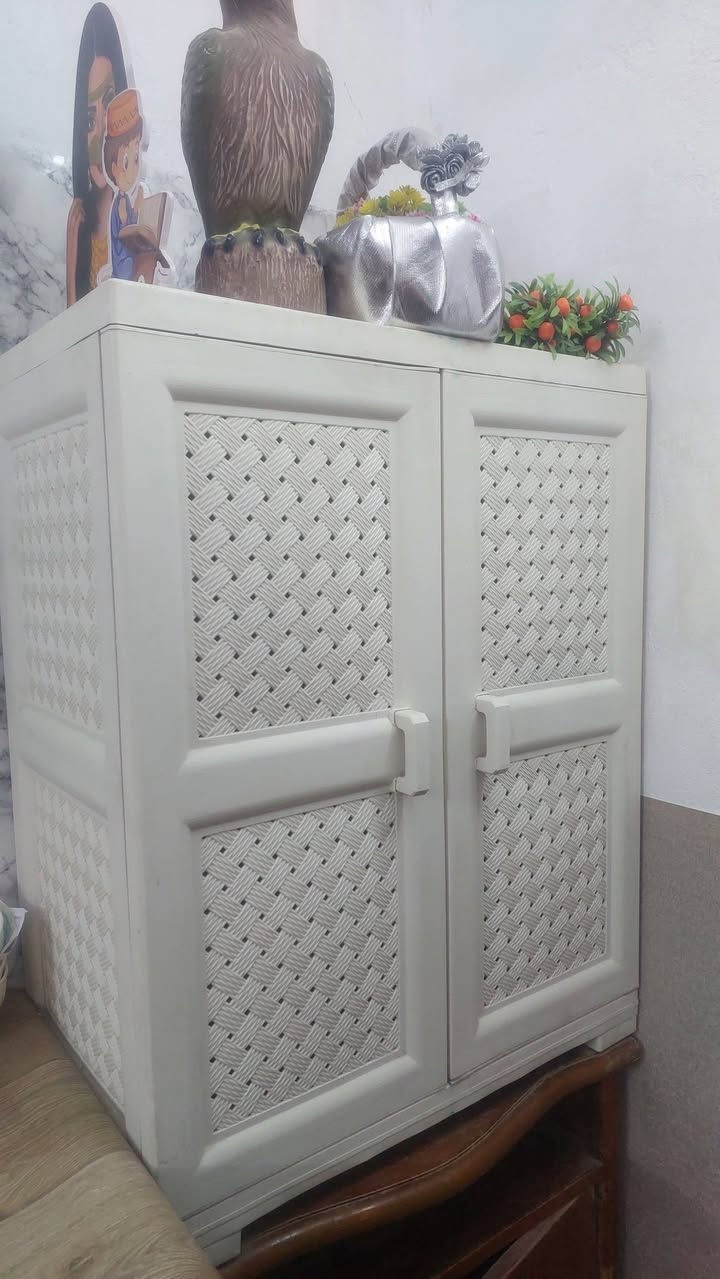 غراض بيت نضيفه البيع المكان طوبه ونخيله ***********
