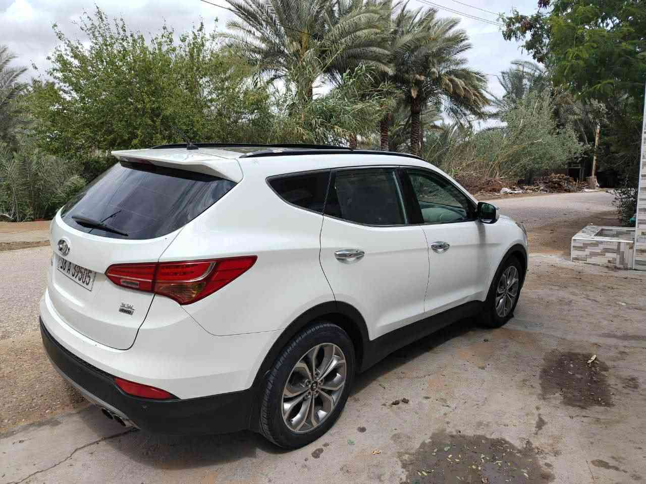 سلام عليكم سنتافي 2014 خليجي رقم بابل مشروع وطني تتحول بكل المحافظات سنويه ملصق 2030 
فول مواصفات سنه سلندر سبعه راكب ثلاثه قطع تبريد بصمه شاشه كامرا وبعد بيها هواي مواصفات 
كير محرك تبريد تخم تاير كلها جديده وخير من الله 
مكان سيان نجف الأشرف 
سعر 168…
رقم الهاتف ‭0788 576 7371‬… Singapore
