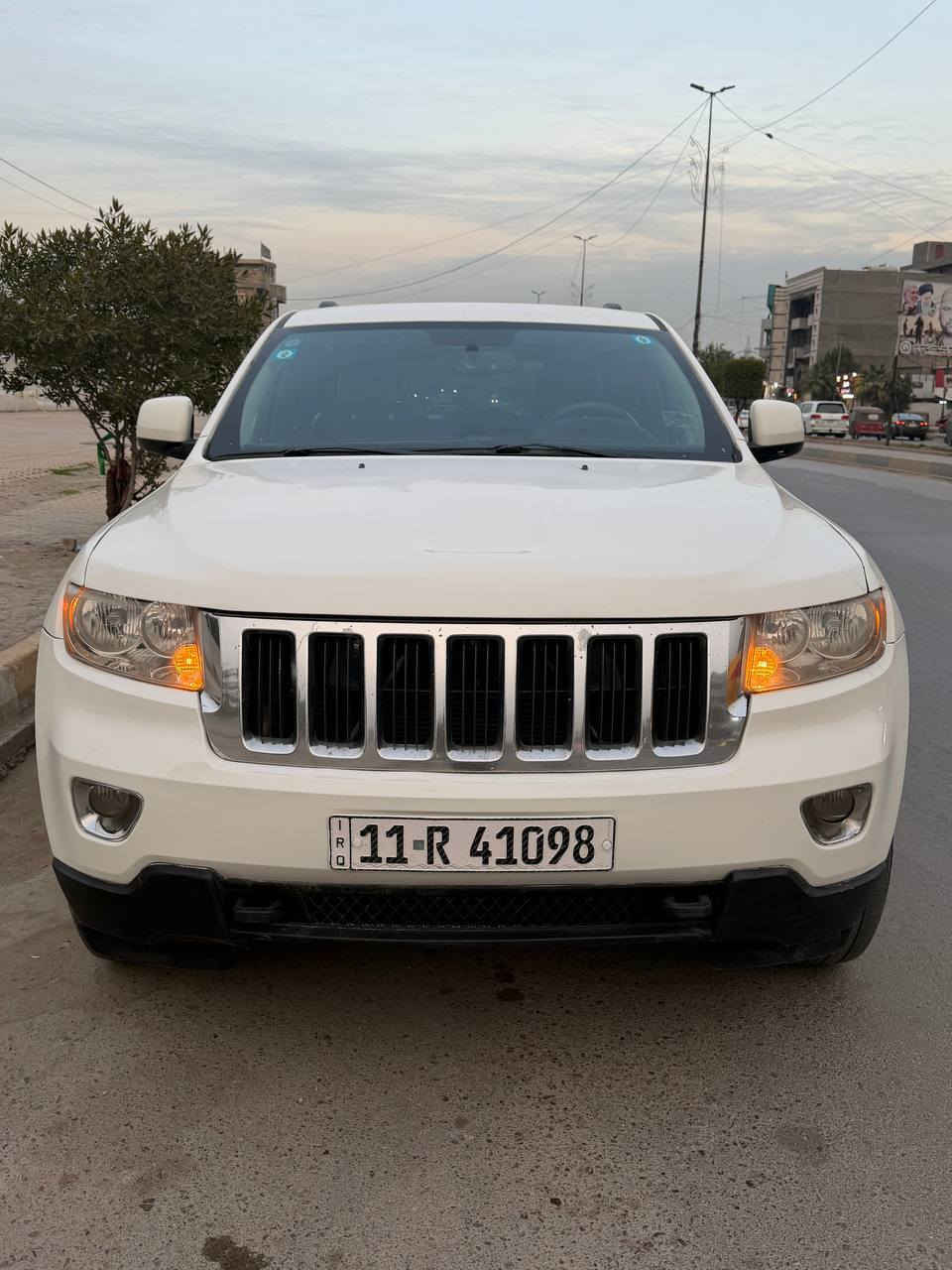 ألسلام عليكم جيب لاريدو مديل2012 4قطع صبغ مكانهه بغداد مكينه هيمي  سعر138 /***********
