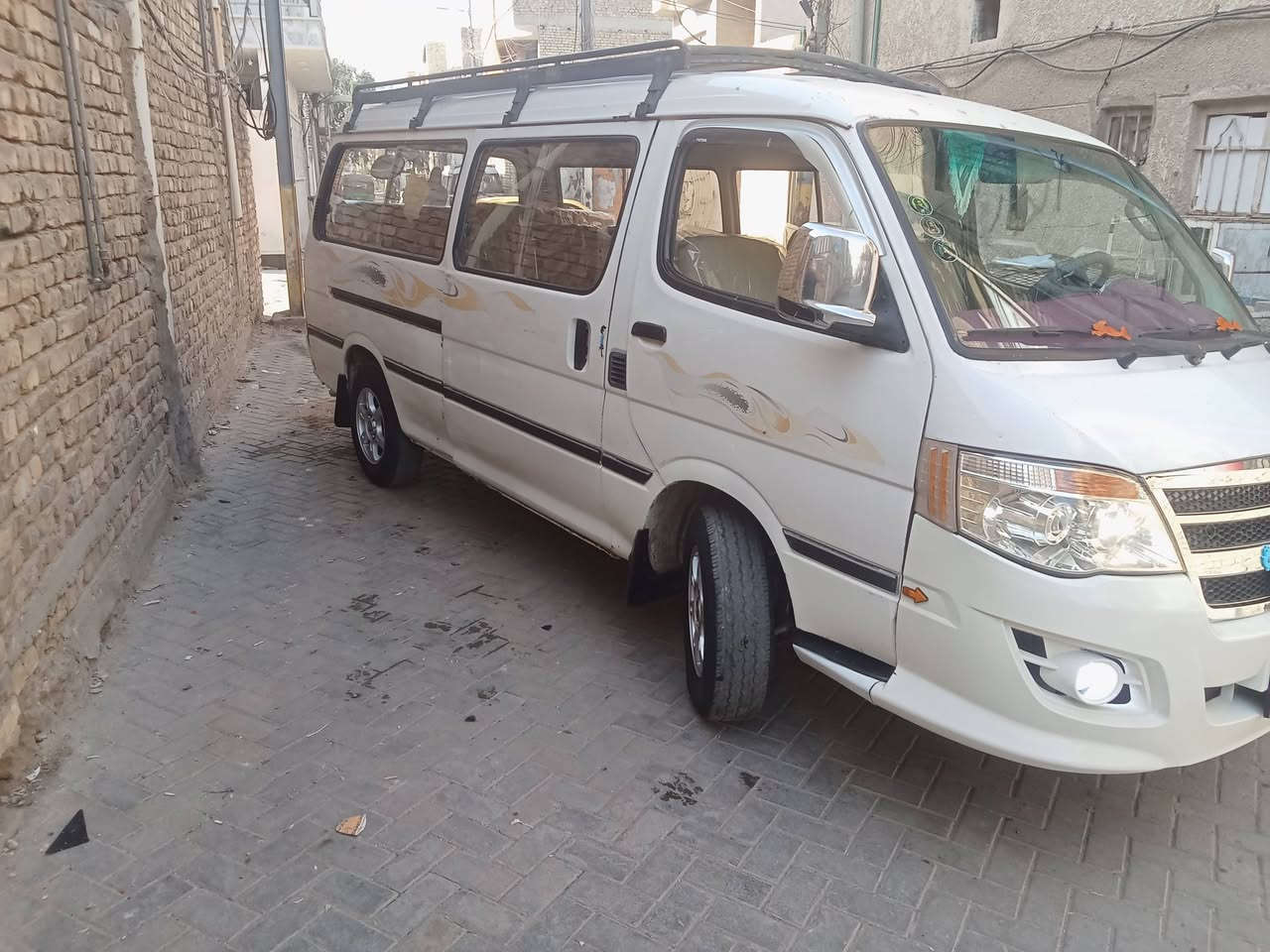 السلام عليكم فتون 2014 سياره جاهزه مكينه كير واكسن مقفولات سياره موصليه موصليه ما عليها اشاره حجز اتعهد بسرقه وعشائر بغداد المدينه سعرها 38 رقم الهاتف ***********
