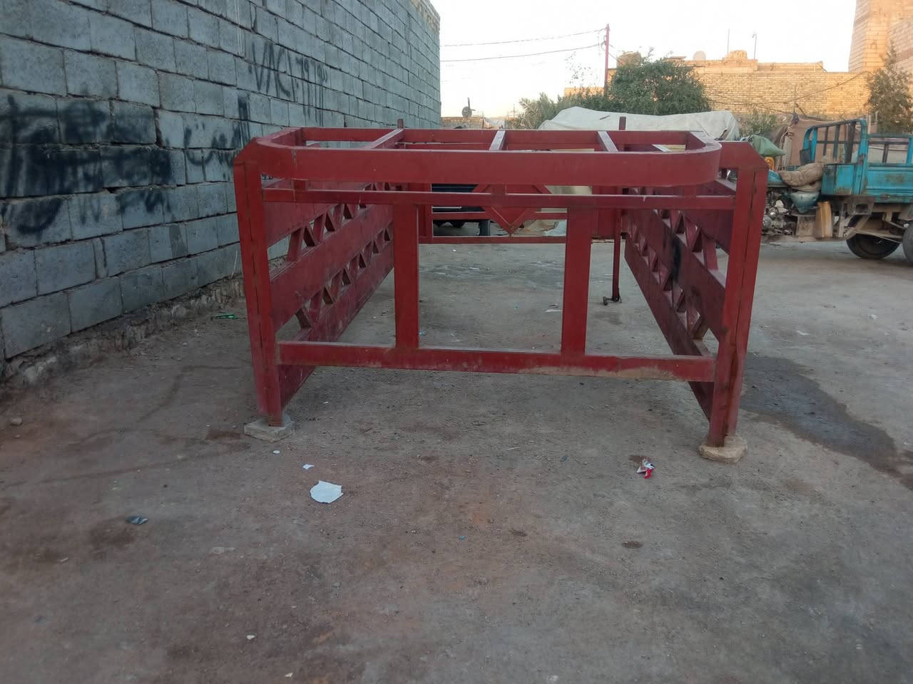 السلام عليكم محجر كيه للبيع السعر 150المكان النجف ***********
