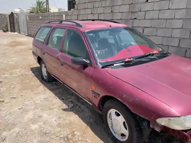 السلام عليكم فورد للبيع الماني رقم بغداد سياره جديده موديل 93 سياره كالنقص ما بيها جير محرك بالكرتون كهربائيات كفاءه العامه من الدعاميه للدعاميه شاشه داخل جديد تخم تاير جدد من عدا عندي واحد تعبان سياره بلاديه ولا ضربه ولا صبغ انا وانا بغداد المدائن سلمان باكر راعيها ما عنده الا تكفل لك السرقه وعشائر سنويتها بال 21 سابقه سعر 13 ورقه *********** مراعيها ما اندليت كفلك سرقه وعشائر فقط مكاتبه اسوي لك
