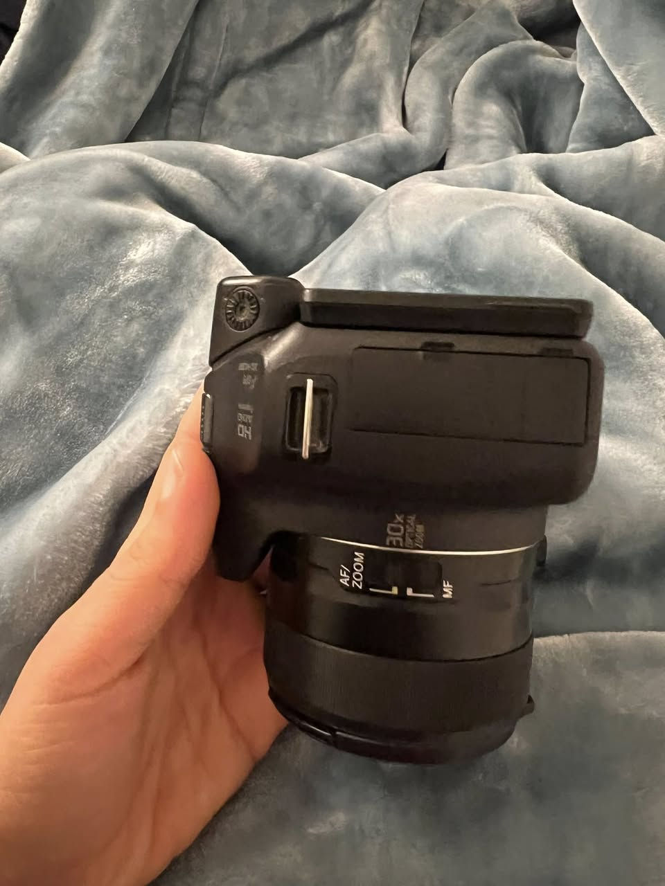 sony cyber shot dsc hx200v
مع سلك الشحن فقط 
نظيفة استعمال خفيف
للبيع فقط ب 175 الف


**إذا كنت صاحب هذا الإعلان وتريد حذفه لأي سبب، رجاءا أرسل رسالة إلى الدعم الفني**