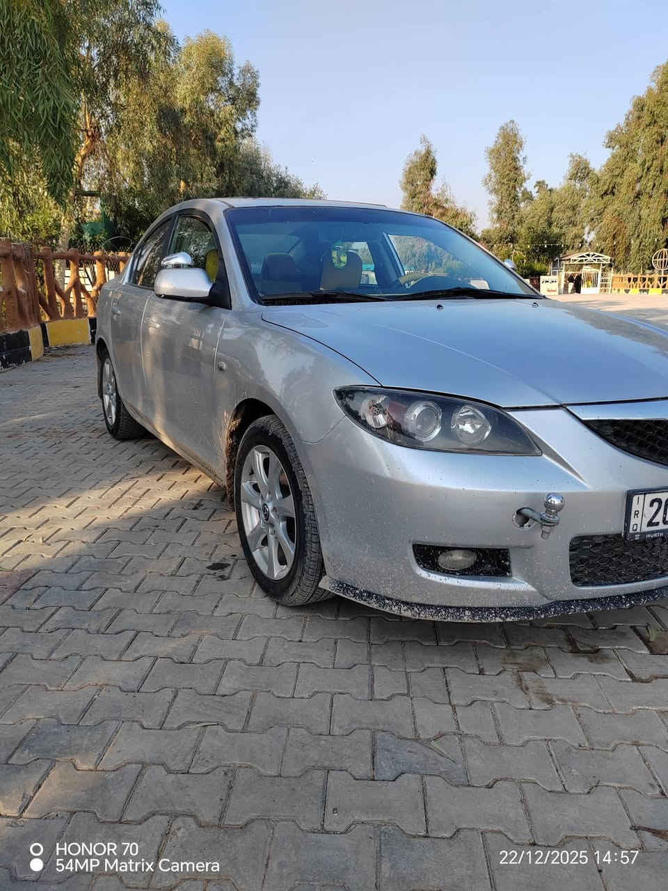 مازدا موديل 2008 
محرك 2000 كير عادي 5 + R ، سيارة عملية ومناسبة للاستخدام اليومي والسفر.

الحالة العامة ممتازة ولله الحمد، السيارة نظيفة من الداخل والخارج والداخلية بحالة جيدة جدًا بدون تمزقات أو استهلاك زائد. الصدر جديد والشاصي والمحرك والكير بحالة ممتازة ويعملون بشكل سلس. ماشية 122 الف 

المواصفات:
محرك 4 سلندر اقتصادي في الوقود
كير عادي 5 نمر + R  ناعم 
ثبات ممتاز على الطريق
مناسبة للاستخدام الشخصي أو العائلي

السعر المطلوب: 69 $
السعر قابل للتفاوض البسيط للجاد فقط.

السيارة جاهزة
ومن يبحث عن سيارة نظيفة بسعر مناسب
للتواصل عبرا الهاتف 
***********
افكر بالمراوس كوري ياباني امريكي
