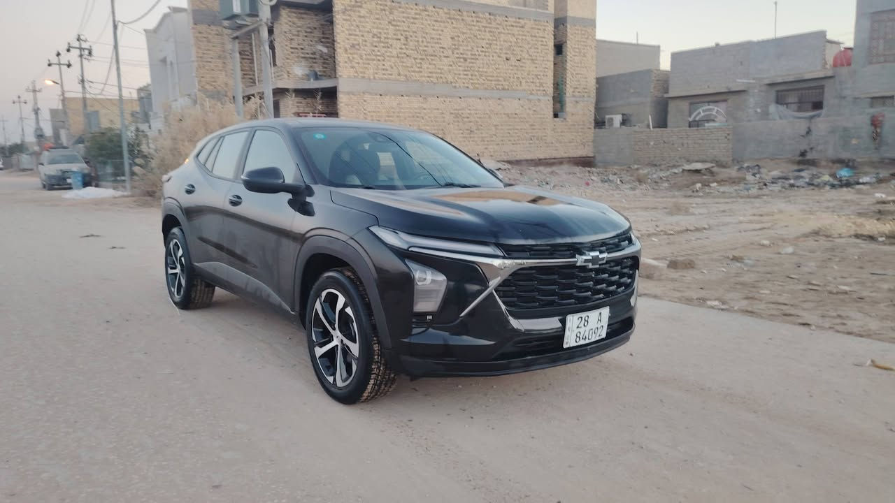 السلام عليكم
شوفر ليت تراكس موديل 2024.وارد امريكي. بيه جاملغ وباب وبنيد بدون داخل  ماشيه 17
رقم نجف تحويل ثاني يوم   مراوس يرهم 
شعندك نزل واتساب. مكاني بابل 
فه السياره  RS.  
***********
