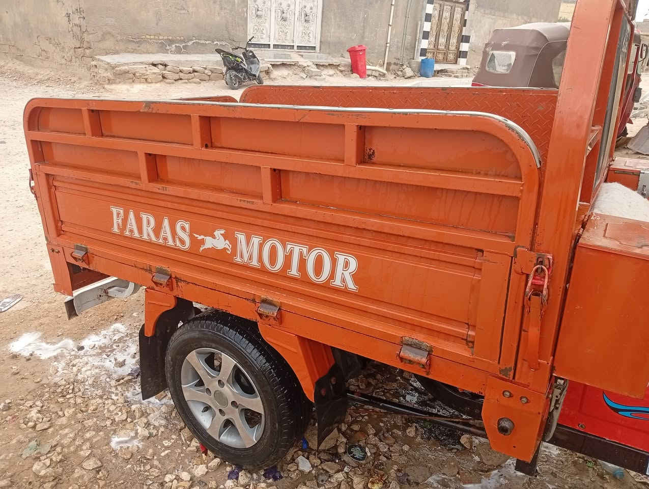 سلام عليكم ستوته موديل 2022 طالعه ستوته نضيفه 90/100 ملاحضه الستوته مال بيت مو لشقل � السعر مليونين وسبعميه 
الكرنه الشرش 
***********
