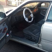 مازدا  ٩٢٩ رقم بغداد انكليزي  موديل ١٩٨٩   بكاني بغداد الشعب شارع الصح...