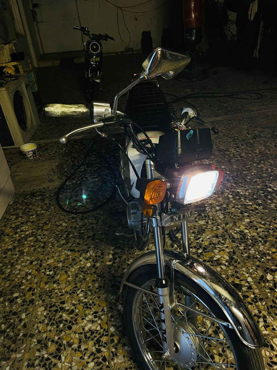 سلام عليكم دراجه يراني نامه 4كير كامله موديل 26 اقل شهر من نازله جديده دراجه كلش اوراق كامله سعره 750وبيه مجال قليللل هاذ رقم ***********مكان بغداد الجادريه  ماشيه 1000 زيرو
