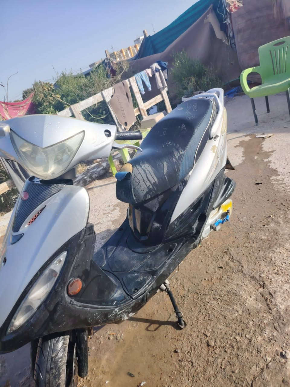 كامكو جي فور للبيع ما مفتوحه نكره سلف السعر 500 وبيها مجال حك الجيه اليريدها يتواصل  على خاص او رقم الهاتف ‎0781 766 2472
