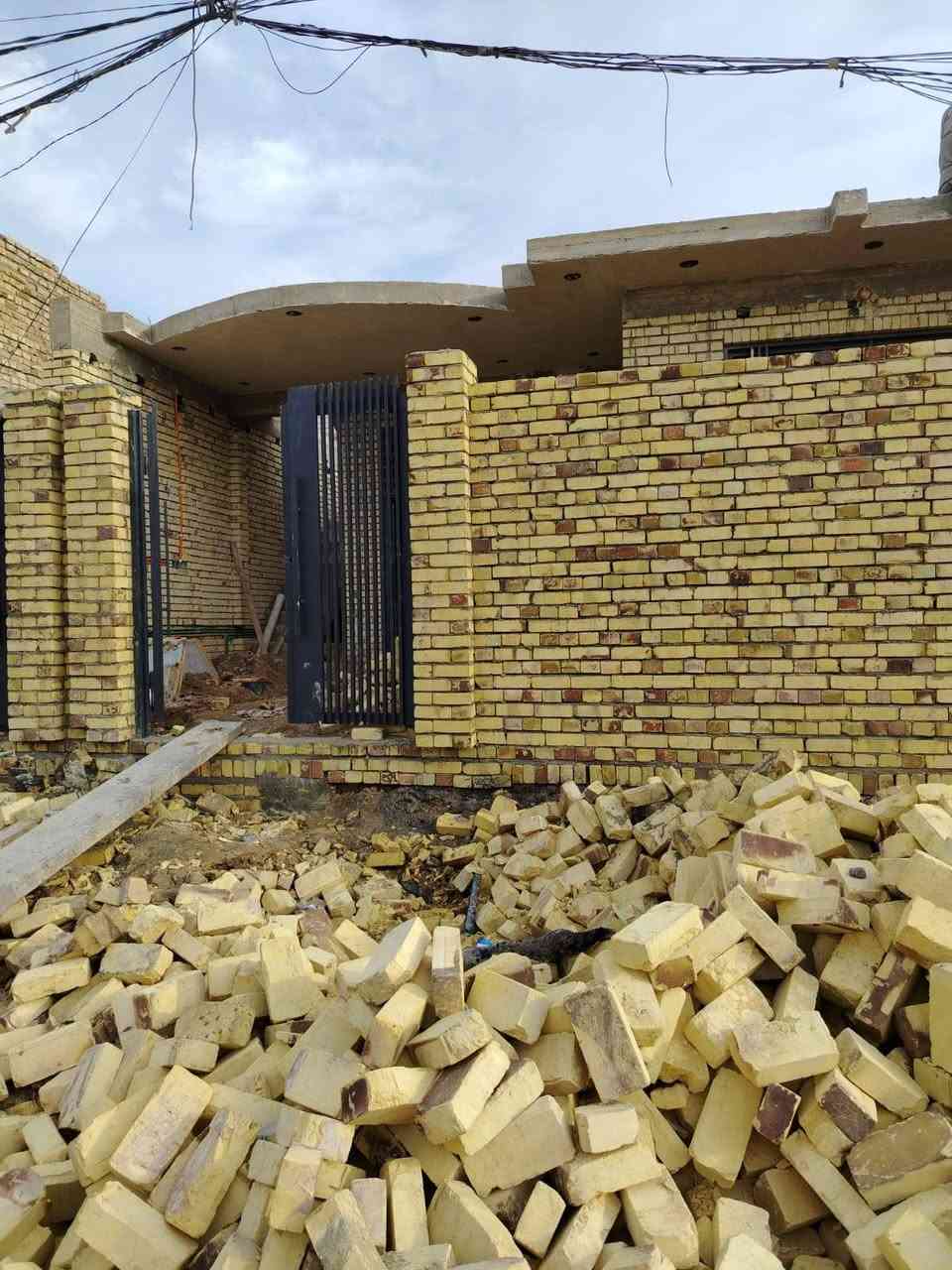 يوجد كادر مكون من ٢ خلفات بانسب الاسعار بناء عكاده ترميم رسم خرائط باليوميه او كرسته وعمل تسليم مفتاح المصداقيه والالتزام شعارنا اتصل وتدلل الخلفه رائد هاشم
***********
***********
