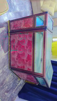 للبيع مكان جمعيه ميز ثقيل درجه اولى نضيف  قفل ب 50  بلاش البلاش 078272...