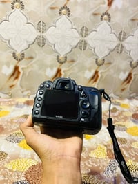 D7000 • شتر ٩٠٠٠ • بطاريتين أصلية