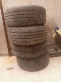 تخم تاير كورلا سبورت225/40/18 السعر 400دولار 07805142040ابو علي احسان