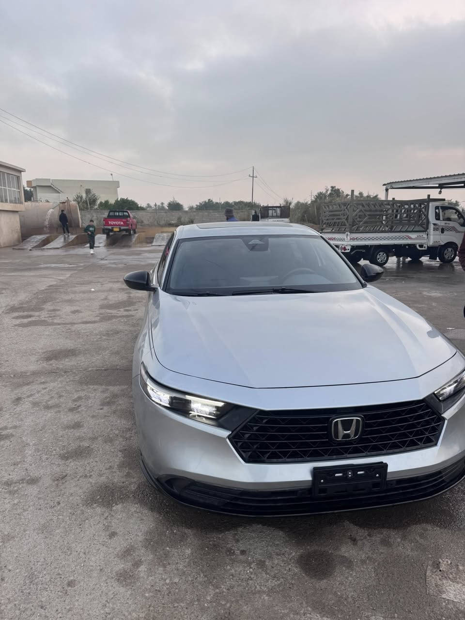 أكورد هايبرد سبورت L موديل 24 ماشيه  27 فتحه بصمه داخل جلد صبغ قطعتين وبيها باب صبغ أكلير من امريكا تصليح درجه اوله حادث جانبي الحادث في المنشور السعر امصلح وجاهز 185 السعر مناسب جدا  رقم بغداد  الدولي     هوندا اكورد

فئة -Sport (L).                       ملاحظة عدد البصمات 2اجه. 
                                                 يعني زوج ￼ بصمات تأخذ وياسياره ) حادث بل منشور.                                                 
                                        عدد أرضيات 8 قطع       
موديل 2024   هايبرد                

بعدهااا جديده 

فول مواصفات 
•كشنات جلد تدفئة

•ذاكرة تخزين 
• مكينة 2000 هايبرد تنفس طبيعي
• شاشة كبيرة
• ⁠سستم سماعات 
•فتحه سلايد

• كاميرا خلفية 3 انظمة
• كراسي كهرباء 
• رادار امامي
• محدد مسار 
• تصحيح مسار
• شفتات بالستيرن
• مثبت سرعة
• دخول ذكي 
••
• عداد ديجيتال
•
• أوامر صوتية

مكاني سامراء 
السعر  185 بيها مجل حك الجيه 

***********
