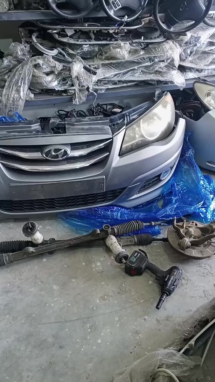 محلات سيد جسام الميالي 
بغداد النهروان 
***********
