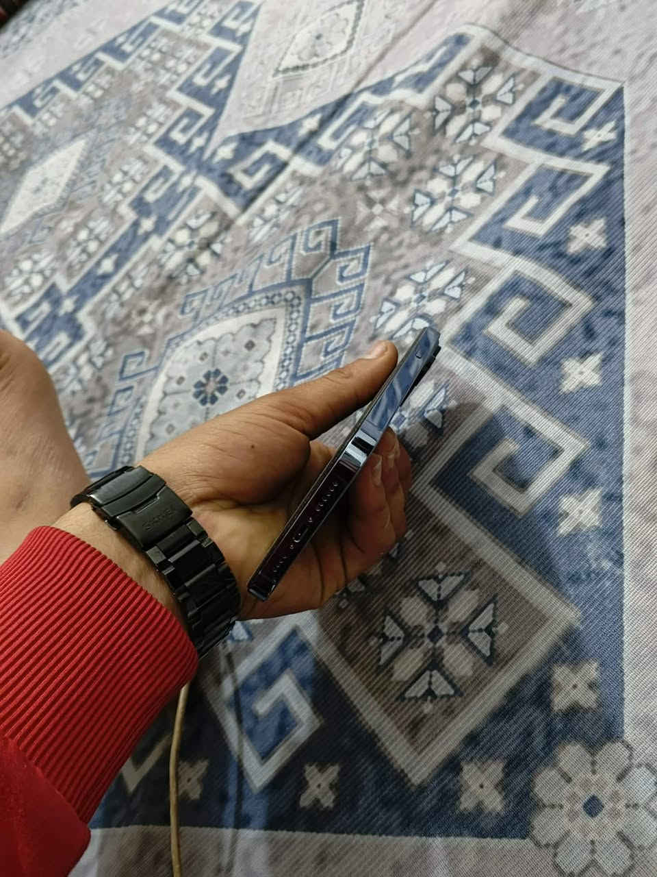 سلام عليكم   ايفون 13ابرو ماكس  مبدل شاشه  3خيارات وبطاريه 95.    *********** السعر 450 وبي مجال
