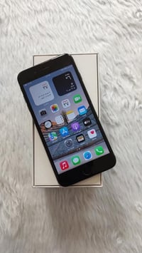 ايفون ٧ بلس • ١٢٨ • بطارية ١٠٠