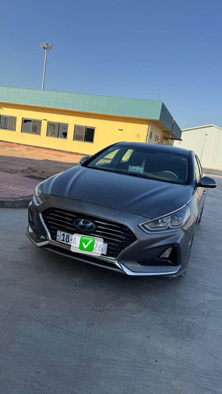 السلام عليكم 
سوناتا 2019 امريكي 2.4 GDI
حادثها اربع قطع جهة السايق سونارها موجود
رقم بابل 
***********
