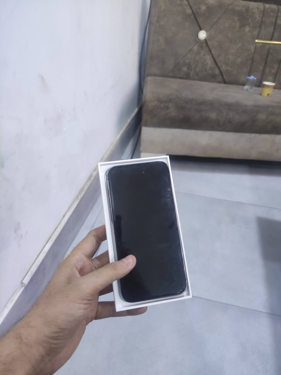 ايفون 14 برو ماكس الجهاز نظيف مكفول وتر بروف البطاريه 93 الجهاز ملحقاته كامله السعر 800 بيع مستعجل شراي يتصل***********
