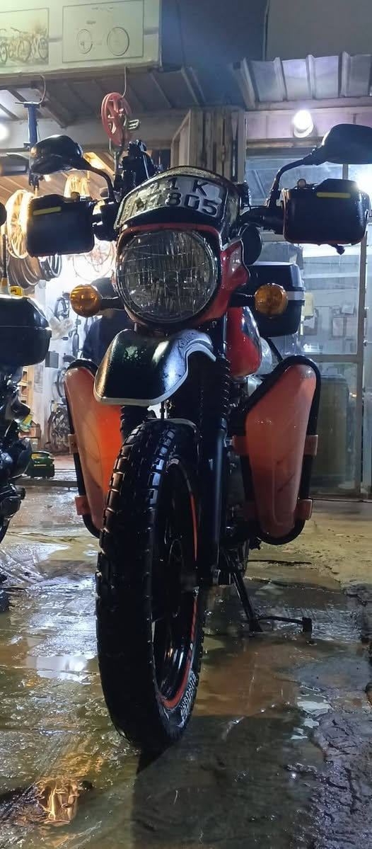 سلام عليكم عندي دراجه بوكسر موديل 2023 دراجه خير من الله واستعمال شخصي وما مشتغل بيها دليفري بغداد الحسينيه واللي يحب يتواصل وياي يتصل علي على هذا الرقم ***********
