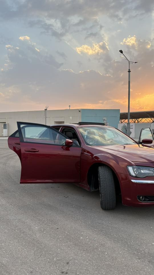 السلام عليكم اوباما 2014 ( ادوات ادوات ادوات) السياره فئه الS السياره فووول مواصفات للاخير بانوراما كشنات جلد كهربائيه منضومه زنون كير طياره شاشه جبيره ( كصتها جنطه ) ( متومه وكامله ورقم الشاصي من تدكه تطلع السياره نفسها ) وسنويتها وياها للاستفسار *********** المو شراي لا يتصل ( مكاني بصره )
