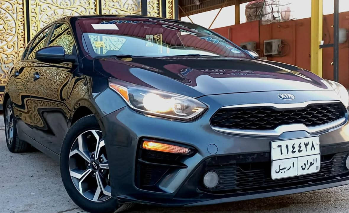 السلام عليكم كيا فورتي للبيع موديل 2019
حادث دعامية الخلفيه وشويه من الصندوك
موصفات معروفه السياره ماشيه 123 مجفت مكينه  مصار هواي السياره رقم اربيل بسمي تحويل ثانيوم السعر المطلوب 120وبيها مجال قليل 
رقم التلفون ***********
