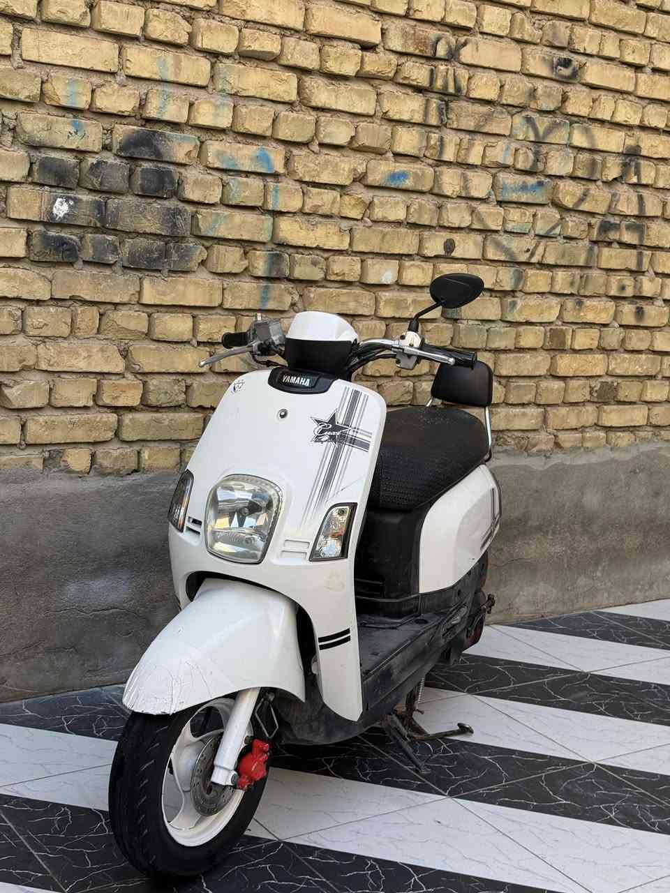 سلام عليكم ماكس بوليسي للبيع 🛵 
الدراجه كفاله عامه شوفت عينك النضافه مكينه نعومه ومشي خير من الله ماصاله هواي من طالعه سعرها خاص مكاني ناصريه حي العسكري استفسار ***********
