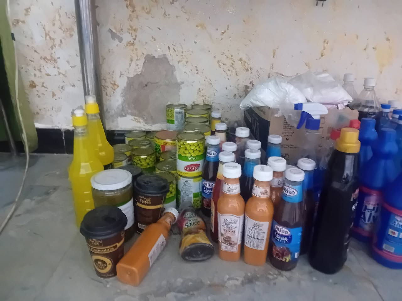 السلام عليكم بضاعه استندر سوق للبيع مكاني حي الجهاد بغداد للستفسار الرقم ***********
