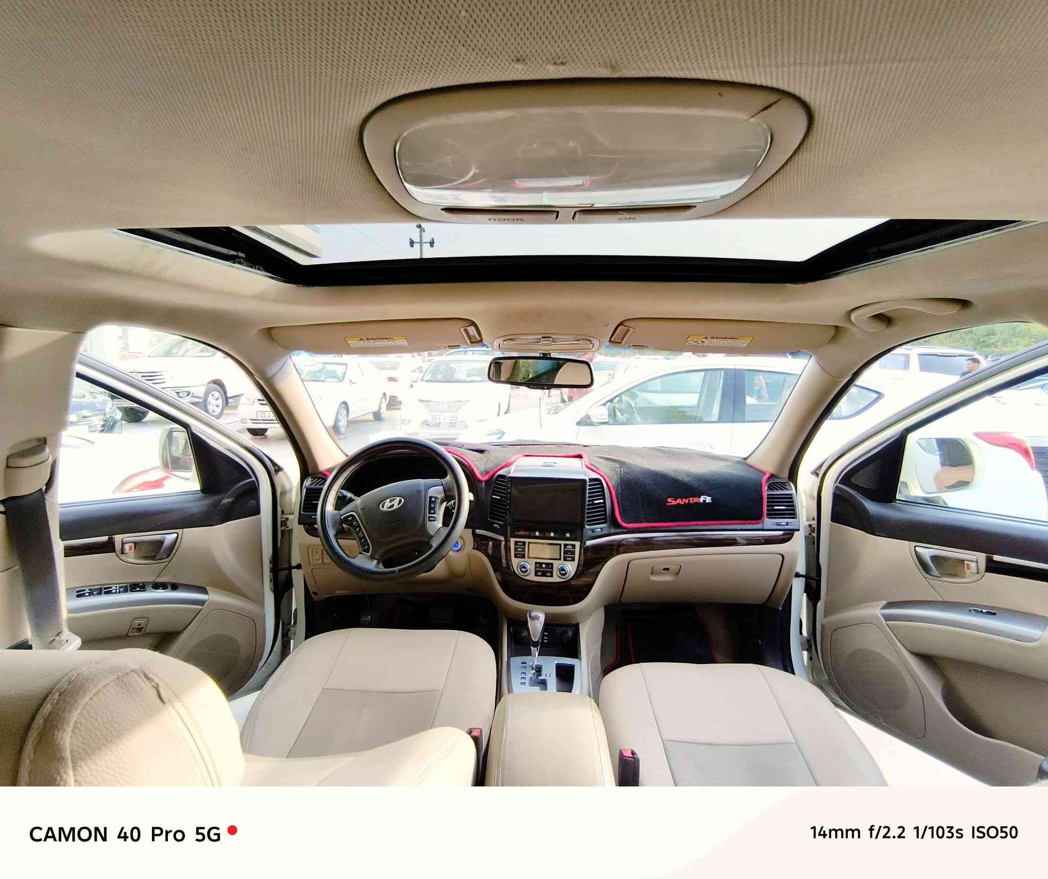 سلام عليكم
سنتافى موديل 2012
فول مواصفات 
سلايد ٤سلندةر 
سلاجة و بصمة 
رةقم سليمانية
رةقم سنةوى 2030جديد
ز.م ***********
