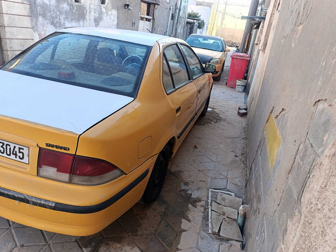 سمند موديل ١١ مكينة وكير وتبريد حدادية كلة جديد رقم سنوية جديد مصفرة هيئة وغرامات السعر ٣٤ /*********** مكاني ديوانية
