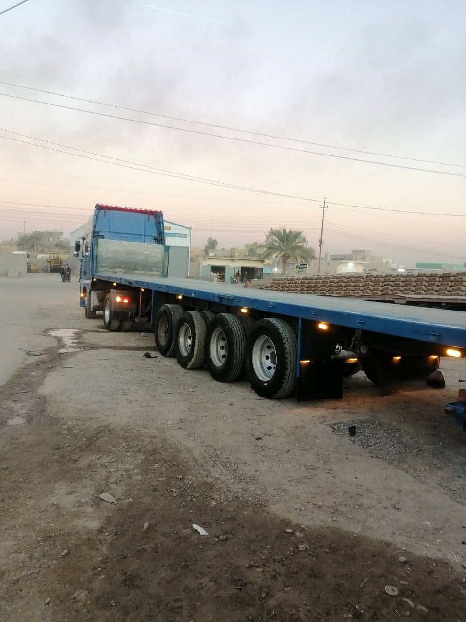 السلام عليكم عربه للبيع  4 دناكير دبل تاير 11   سعر  65    بيه مجال ***********
