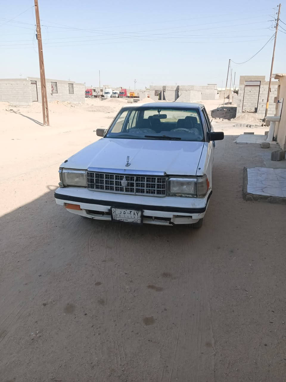 السلام عليكم سوبر 85 للبيع سياره جاهزه وخير من الله مكينه وكير فيفيتي توني شادهن رقم الماني راعيه موجود مكفوله من الكصه والضربه سياره مال جناي مكاني بصره سفوان السعر 35 وبيه مجال الاستفسار ***********@
