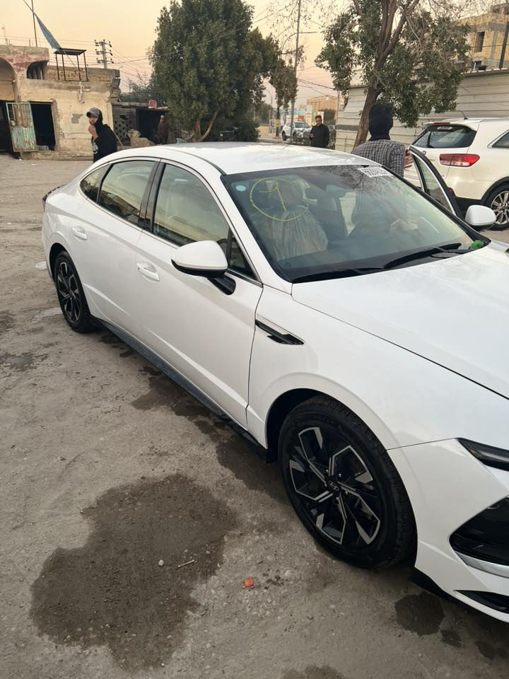 السلام عليكم سوناتا مديل 24 رقم مثنى ضربه مالتها داخل المنشور سياره ولاايرباك طاك بيها شرط ماشيه 14 السعر 193 وبيها مجال بصيط كلش ***********
