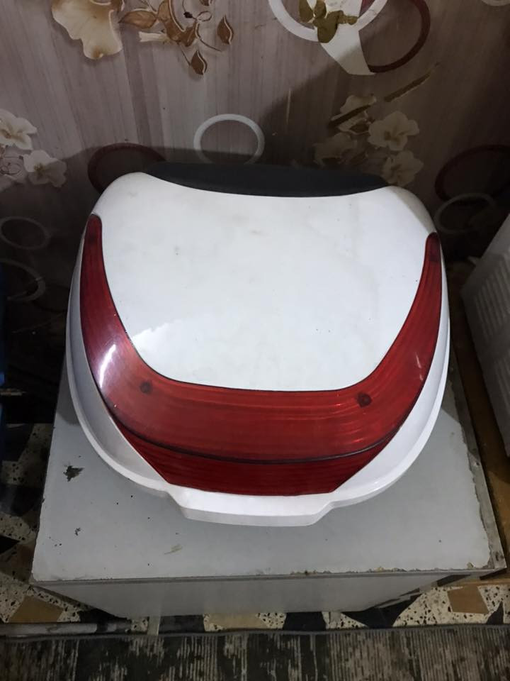 السلام عليكم
جنطة دراجة تجارية بدون مفتاح مستعل قليل

جادر دراجة فورزة مستعمل قليل 

ثنينهن ب٣٠ قفل 

مدينة الصدر

***********
