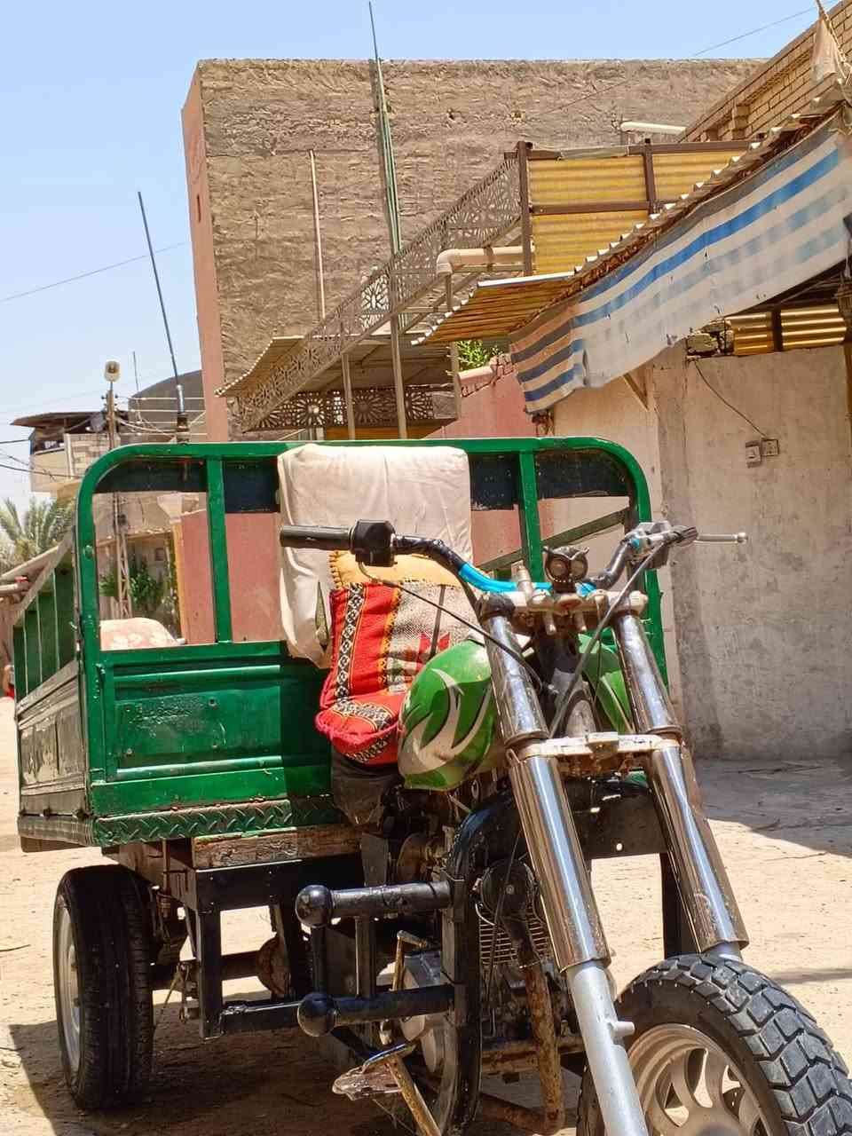 يا الله سلام عليكم
ستوته MTR ادوات مكفوله من سرقه مكينه ما مفتوحه فقط كلاجات مبدله اكسنت برقي شفتات لطش شاصي كفاله ستوته خير من الله واحله من صوره سعر: 800 وبيه مجال 
عنوان: البصره كرمت علي 
رقم هاتف: ***********
