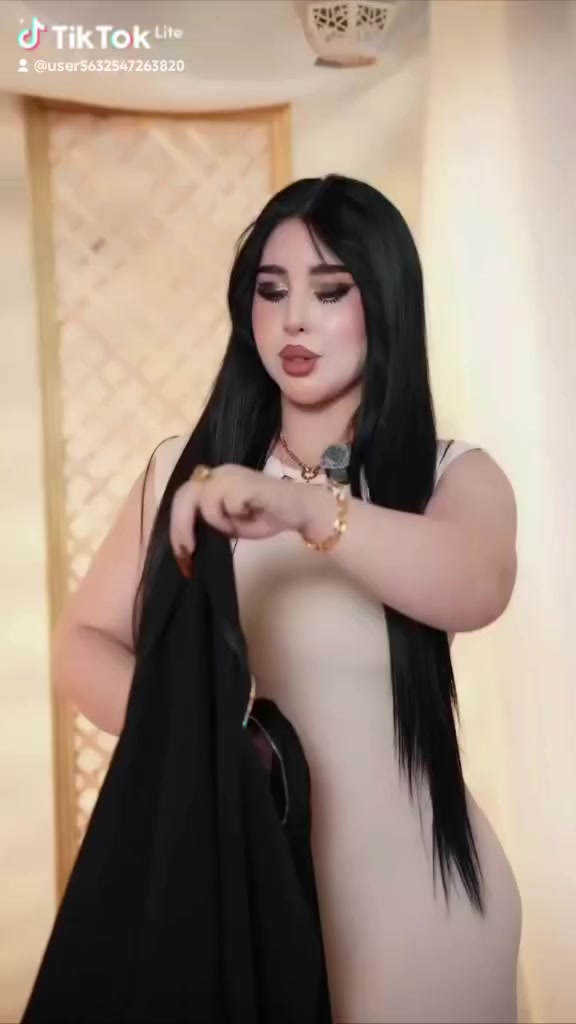 بسم الله الرحمن الرحيم
اللهم صل وسلم على نبينا محمد وآل محمد 

عباية  + بينصل + شال

 خامة اوركينرا مع شغل يدوي راقي جدا شرط الفحص 

فري سايز تلبس من 38 الى 48
الدرزن 300 الف 

سعر القطعة مفرد 35 الف 

توصيل جميع المحافظات


**إذا كنت صاحب هذا الإعلان وتريد حذفه لأي سبب، رجاءا أرسل رسالة إلى الدعم الفني**