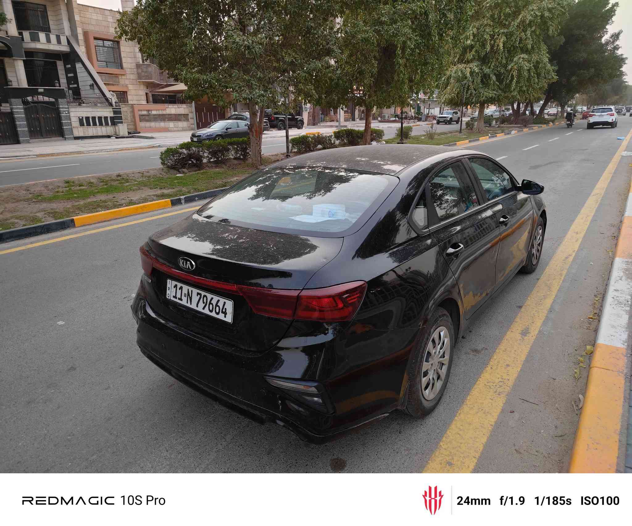 السلام عليكم للمراوس اب تيسلا
سيراتو وارد خليجي 2021 بأسمي مكفوله من الصبغ 
السعر 138 . مكاني اليرموك الاربع شوارع
***********
