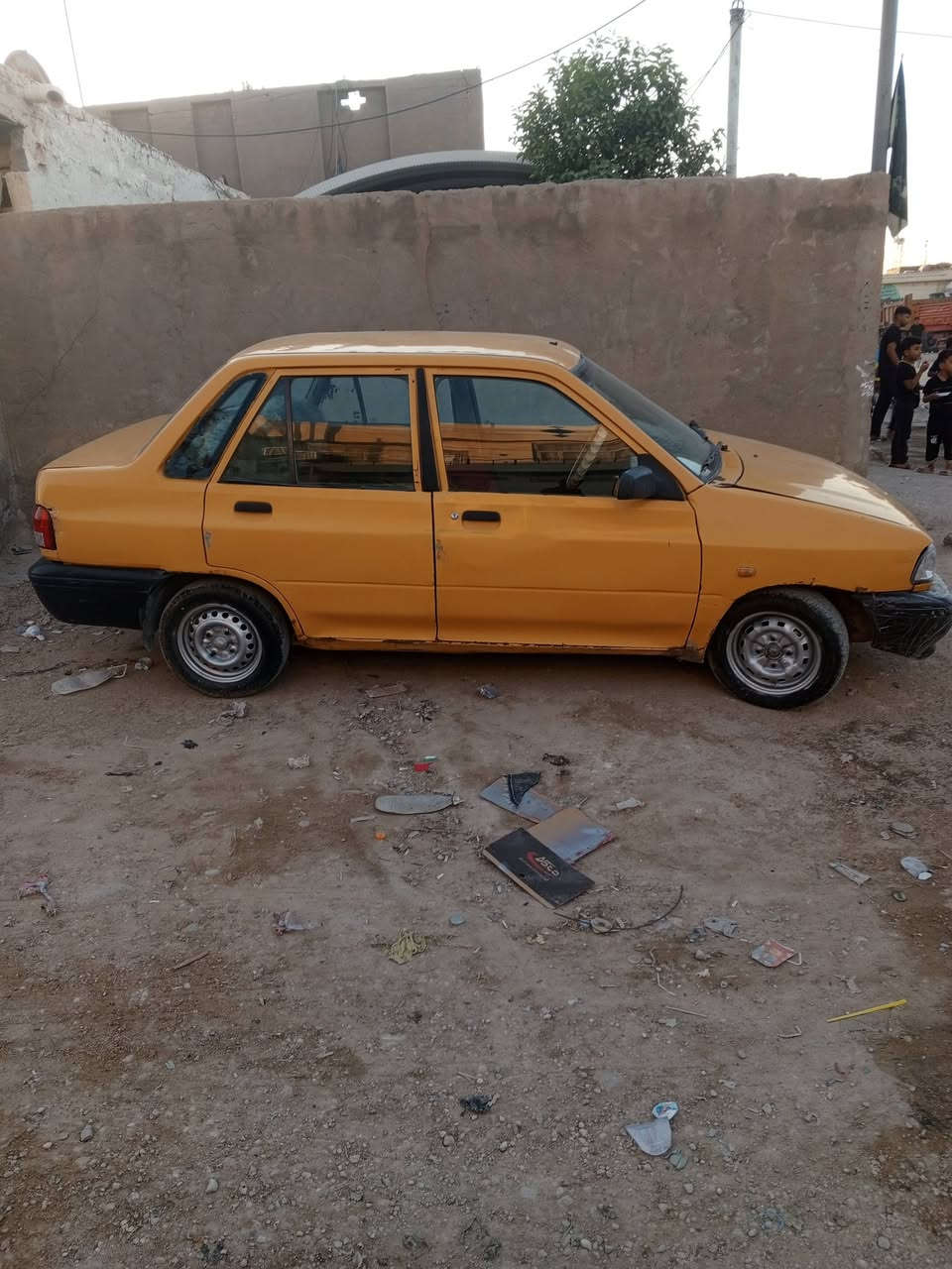 سايبه موديل 11 للبيع سياره مكينه وكير حلوات سياره جاهزه  كبل لشارع
عوزه ترتيب بصيط شواصي معمره حداديه 100/50
سياره تجي تكلب وتشوف ملاحضه ابيع بدون تحويل 
مكلف بل نشر السعر 12 ورقه وبيه مجال بسيط للاستفسار 
***********
