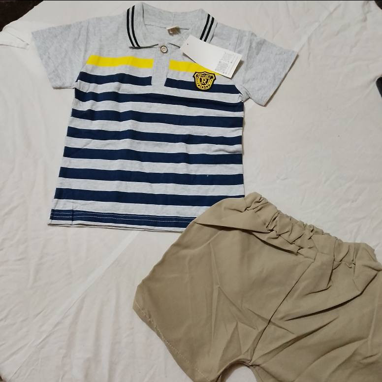 السلام عليكم بنات اخر قطع يلبسن عمر سنتين السعر علا 3


**إذا كنت صاحب هذا الإعلان وتريد حذفه لأي سبب، رجاءا أرسل رسالة إلى الدعم الفني**