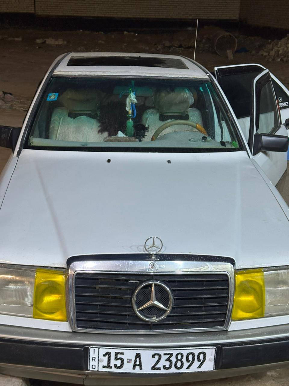 السلام عليكم
مارسدس دب موديل 96
رقم انبار جاهزه من تبريد حداديه كهربائيات كلش نضيفه 
المالك بل نجف ***********
