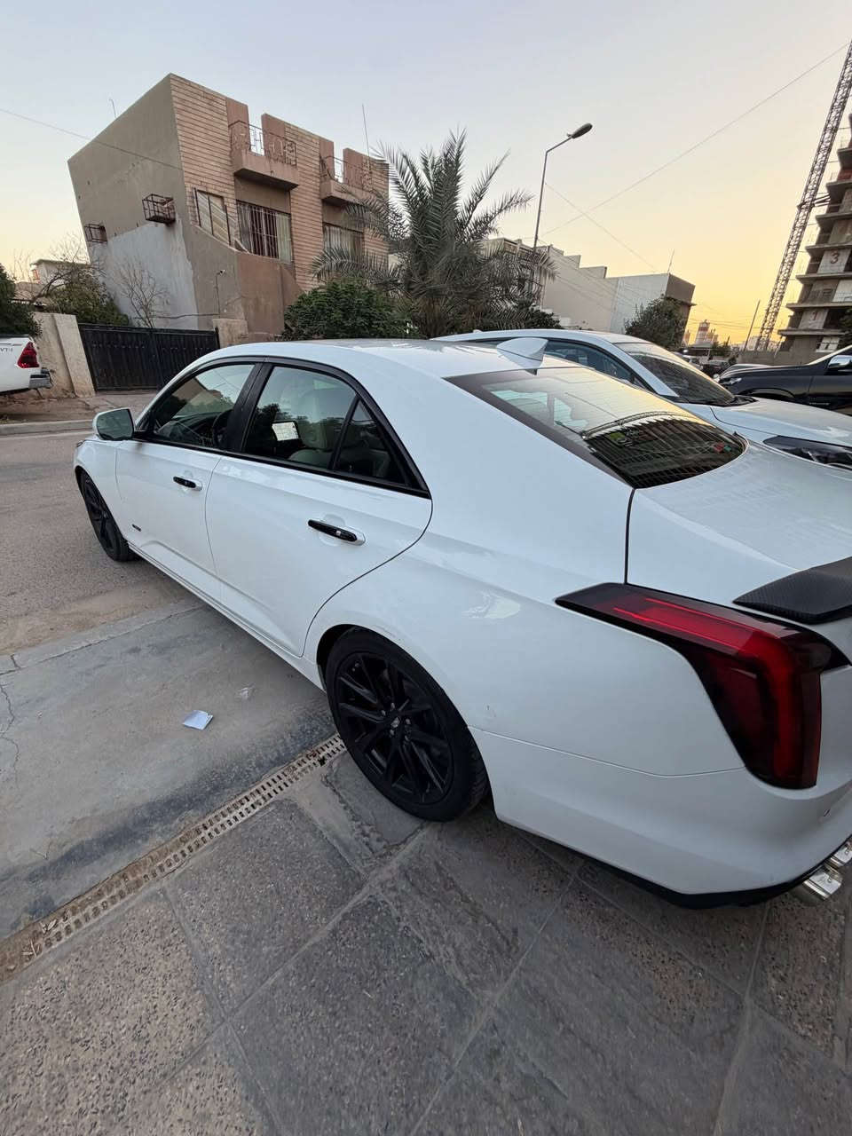 ‎ ‌‎ كديلاك CT4 موديل 2022 
‌‎ محدث سبورت 
ماشيه ١٠٨ كيلو بدون ايرباك
‌‎
بيع. او امراوس فول مواصفات عدا السلايت
‌‎بصمه تشغيل 
‌‎بيبان4 بصمه وصندوق 
‌‎نضام ترحيب كديلاك 
‌‎شاشه مسح swap تعلي وتنصي
‌‎داخل ابيض
‌‎نظام كار بلي 
‌‎شاحن واير ليس 
‌‎مري قلاب وبه البك 
‌‎رادار امامي خلفي جانب
‌‎نقطة عمياء بلمراية
‌‎تشغيل عن بعد 
‌‎تحكم ستيرن ٨ جهات 
‌‎تدفئه ستيرن هيتر 
‌‎بوصل
‌‎تحديد مسار قياده اليه
‌‎ بريك مع هزاز بلكشن وعرض تنبيه داتا شو اثناء البريك المفاجئ 
‌‎جلد كراسي كهرباء
‌‎خزن كشنات  
‌‎تدفئه وتبريد كشنات 
‌‎لايت عدسه زنون 
‌‎محرك 2000 تيربو  ٤ سلندر جدا اقتصادي
‌‎اوتو ستوب 
‌‎عدسه متحركه 
‌‎لد خلفي 
‌‎سستم صوت boss  
‌‎
 سياره محدثه سبورت الشكل من دعاميه ويل كب
‌‎وبعد اكو مواصفات ما اذكرهن السياره حيل نضيفه نقصها  قاعده مال دبل تبديل   
‌‎حادثها جاملغ وشويه من  البنيد
لاشاصي ولا لغد 
سياره نضيفه جدا 
واتس. *********** بغداد, العراق
