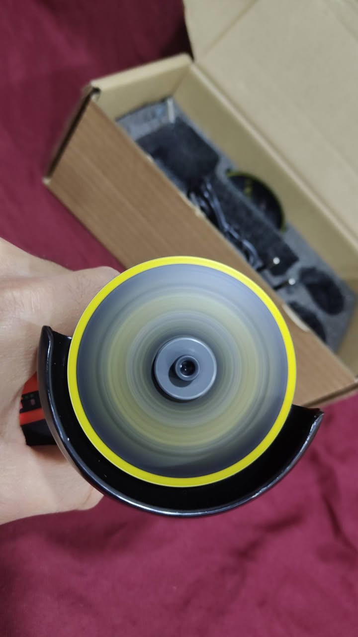 دريل كهرباء مع كوسرة كهرباء وشحن جدد كبس بالشرط سعر 20 الف القطعه مكان كركوك
***********
