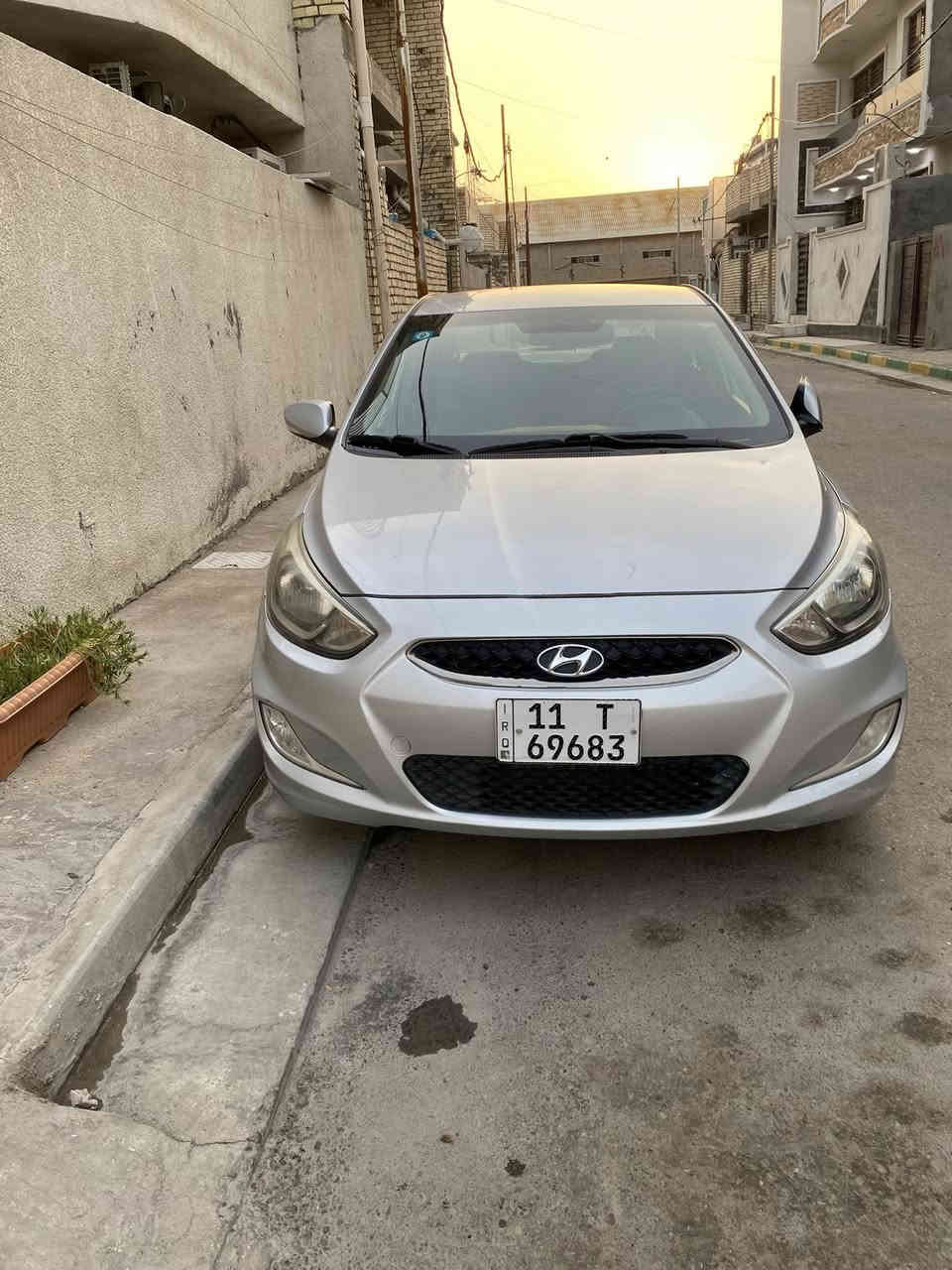 للبيع اكسنت ٢٠١٥ خليجي ١.٤ سياره نضيفه بمعناه الكلمه بيه ٤ قطع رش بسبب جراد بغداد رقمه 
***********
