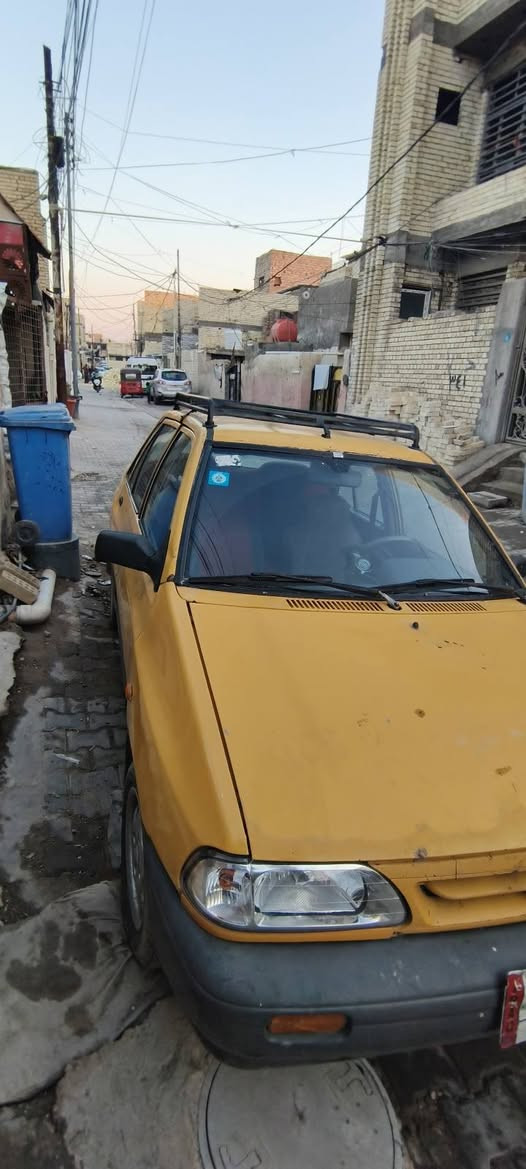 السلام عليكم سايبه مديل 2011سياره تجفيت جديد دسكات جدد درايم شفت جديدات ثنينهن كاملات صدر جديد بطن السياره جديد كله عوزه بس ارضيه و دوشمه الكشنات فقط دواخله كله جديده ابطاين تكم تنته كله جديده بطنه وين ميعجبك اطلع اني بين يوم ويوم اطلع كربله وخير من الله ما موكفتني السياره ومرزوقه نعمه السياره بسم ولد صاحبي تحويل ثاني يوم عوزه ملاحضات السياره السياره شادله زنون ب50الف هورنات بوش  جامه جديده الماميه ماطور ماساحات جديد ماسحات مال جام  السياره طابه هزه غرامات مصفره رقم الماني بغداد اجره السياره رايده 25ورقه وبيه مجال بصيط  رقمي ***********بغداد مدينه الصدر كسرو عطش
