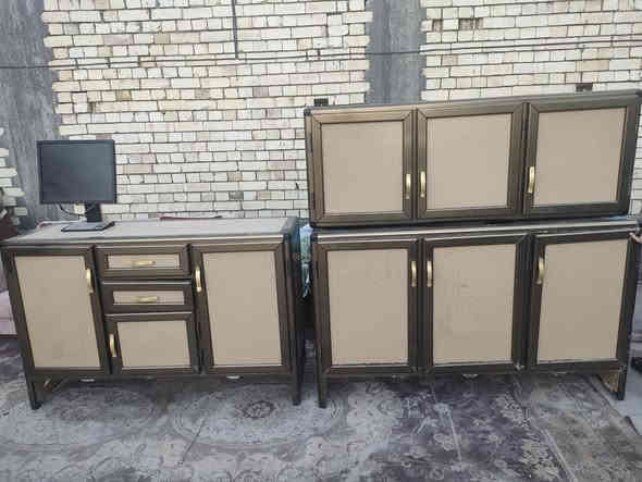 سلام عليكم غراض البيع كاونتر 3قطع نظيف عارضة مال فراش ما مستخدم ميز تركي بعدة جديد الاستفسار تصال أو خاص مكاني حي اور سبع قصور شارع ابو علي يوجد توصيل الرقم ***********
