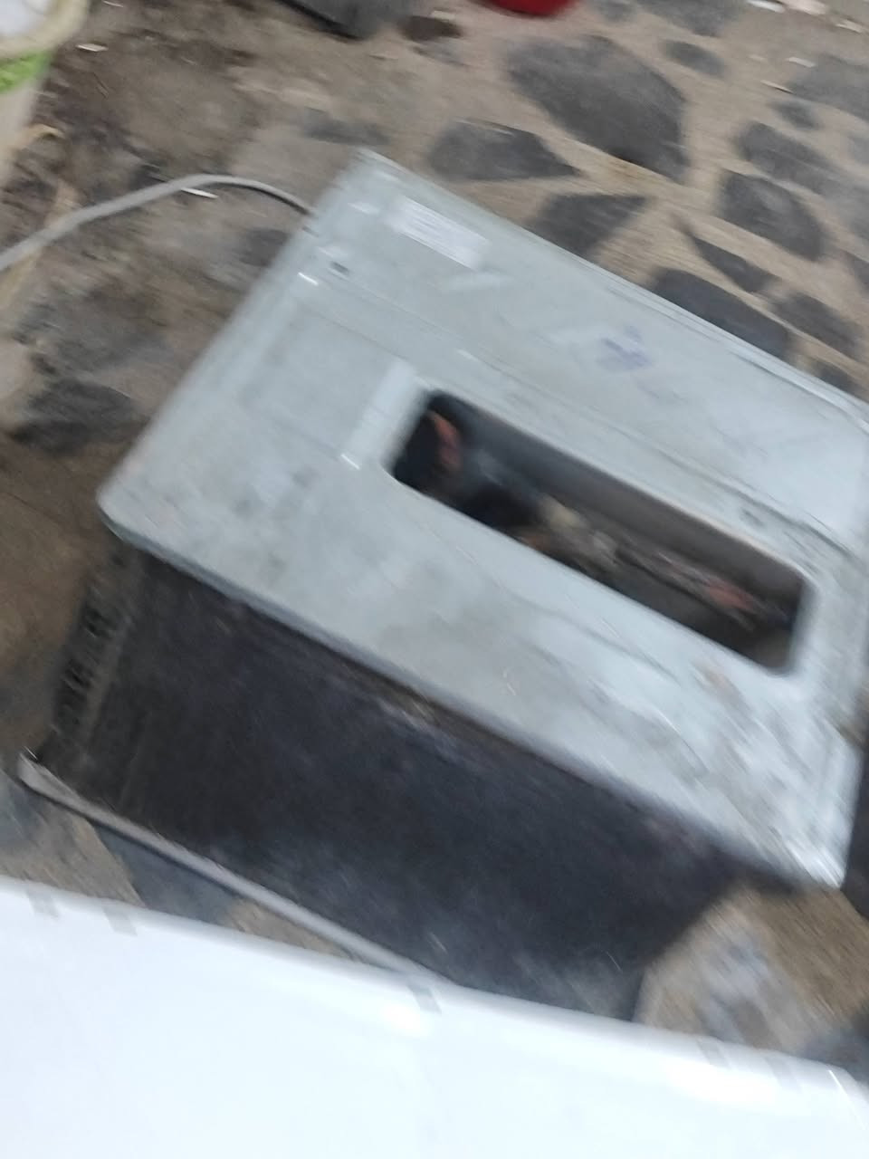 السلام عليكم مكيف جبسون للبيع السعر 250و بيها مجال  *********** المكان شعب شارع الصحه
