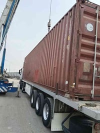 حاويات 12 متر نضيفه  سعر الوحده 26 ورقه جديده   ‭0777 749 3956‬